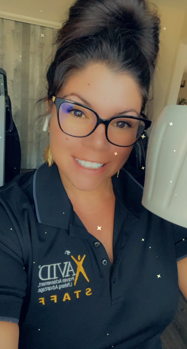 mlutherliteracy's tweet image. TeachBacks are an integral part of our learning as @AVIDProflearn staff developers! Ready to share my best thinking and then refine my practice based on feedback from my esteemed colleagues! I love growing with this SITE LEADERS family! @brettbowersAVID @JasonCKoon @EdLeaderHK