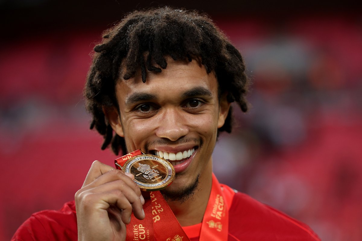 LFC's tweet image. Champions League ✅
Super Cup ✅
Club World Cup ✅
Premier League ✅
League Cup ✅
FA Cup ✅

At 23 years old, @TrentAA has won it all 👏