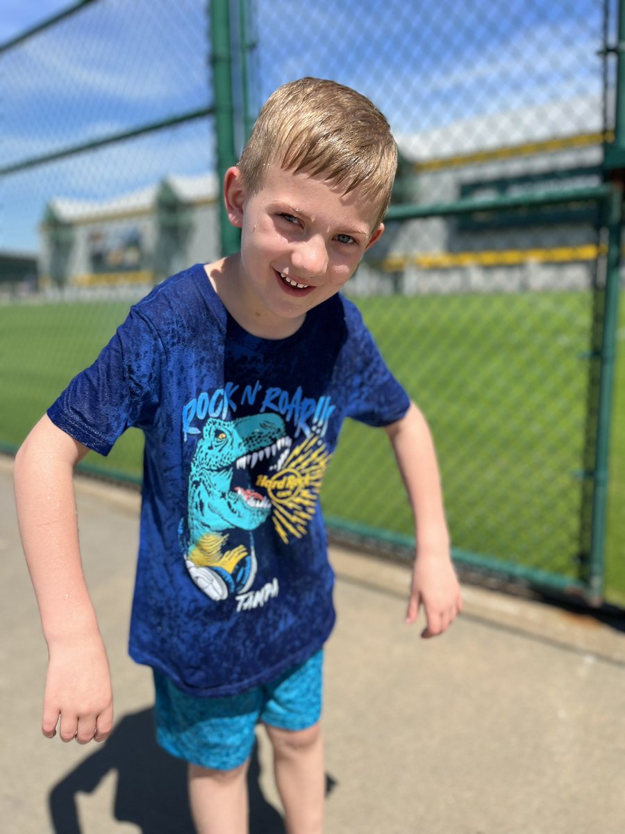 Who needs a splash pad when you have the #Packers. Watering time at the Don Hutson Center! #hot #WIWeather
