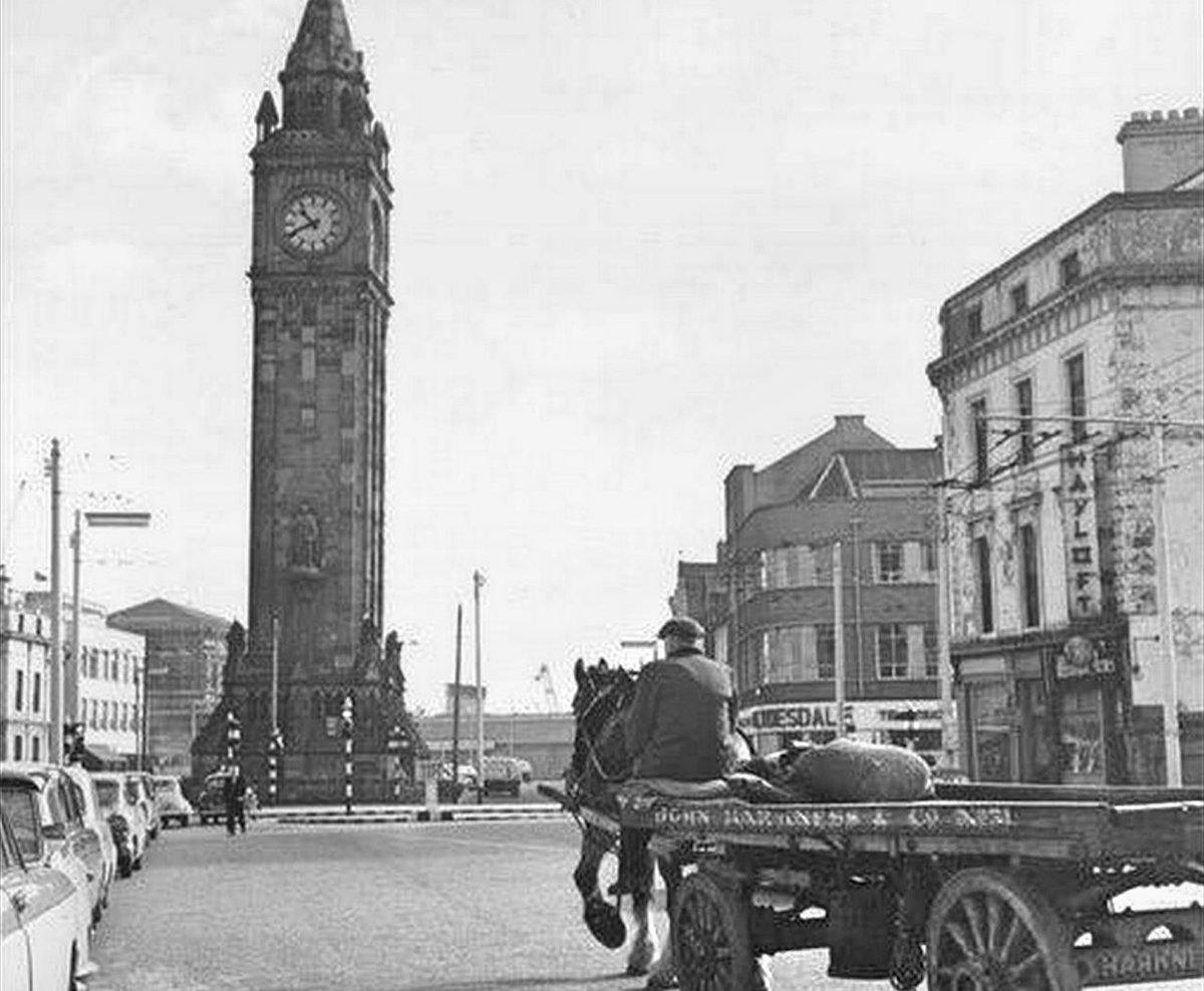 ireland_society's tweet photo. High Street, Belfast. early 1960s.
https://t.co/dWiB6Eswvn https://t.co/FfFKgz3FK0