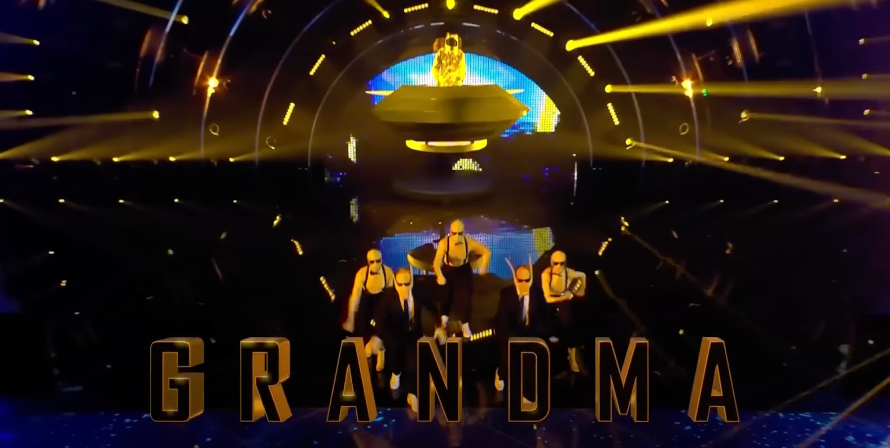 innocent's tweet photo. Anyone looking for a homemade birthday card for their gran? Sorted.

#Eurovision https://t.co/JoAIvGoXXu