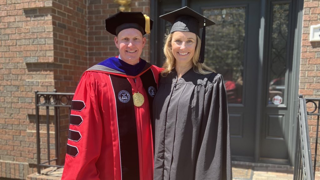 OhioDevelopment's tweet photo. This afternoon Director @LydiaMihalik had the honor of giving the commencement address at @URioGrande, and received an honorary Doctor of Public Service Degree.
Congratulations graduates!
#ChangingTomorrows #ThisIsRio https://t.co/Usu5gwea2g