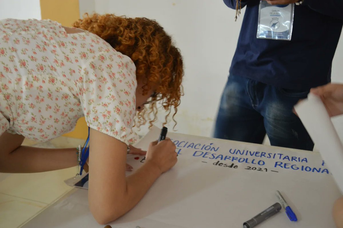 MMagdalenaJoven's tweet photo. En esta nueva versión de la Semana Andina, el Departamento del Magdalena será el epicentro nacional de la mayor celebración de los derechos sexuales y reproductivos de las y los jóvenes en Colombia.

Desde ya nos reparamos para la #SemanaAndina2022 #MagdalenaXLosDSR https://t.co/R3Hz597VEq