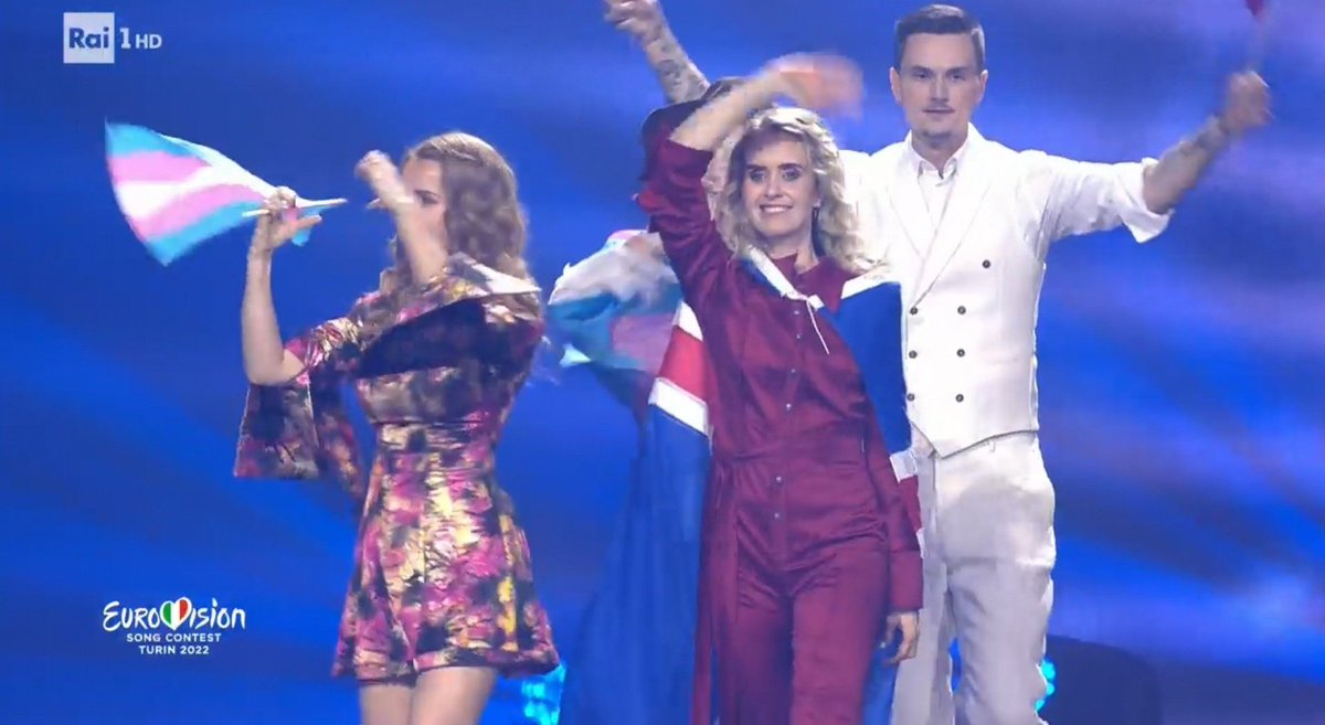 Perduenprimaire's tweet image. L&apos;Islande à su que c&apos;était l&apos;existrans aujourd&apos;hui. PROUD OF THEM

#Eurovision
#ExistransInter