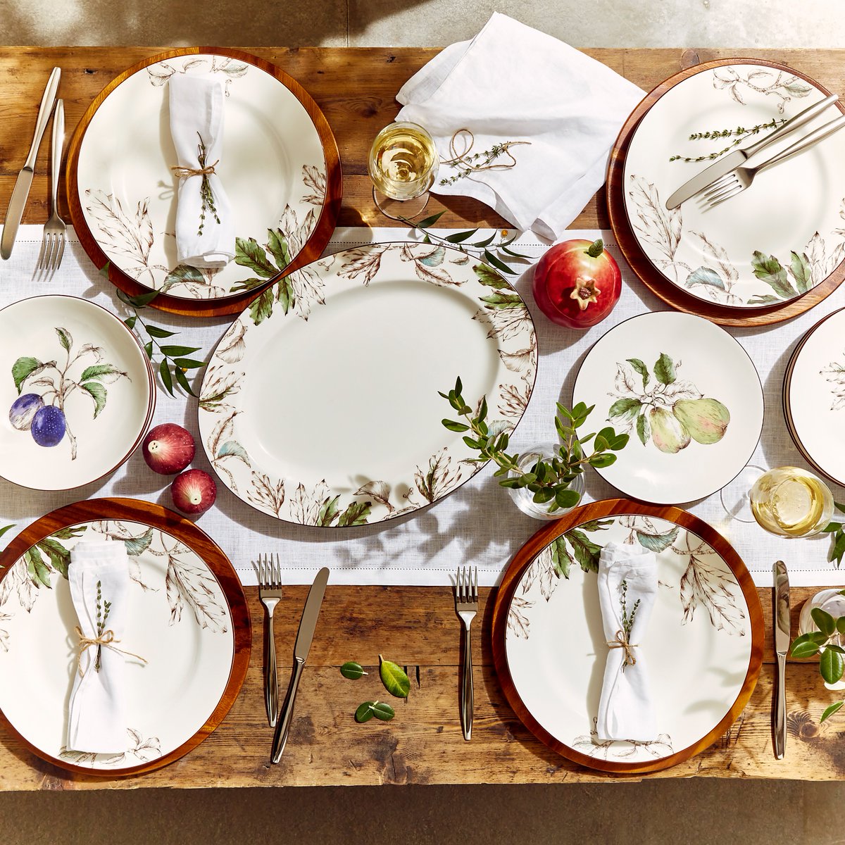 PortmeirionGrp's tweet photo. The table's in full bloom with #Portmeirion Nature's Bounty for #StyledTableSaturday. Orchard-inspired #stilllife illustrations bring the outside in for a striking spring look. https://t.co/0UXIzA3oNb https://t.co/k1y6CCvS7V