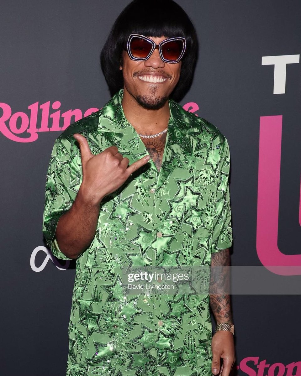 .WEE MAN tweet media