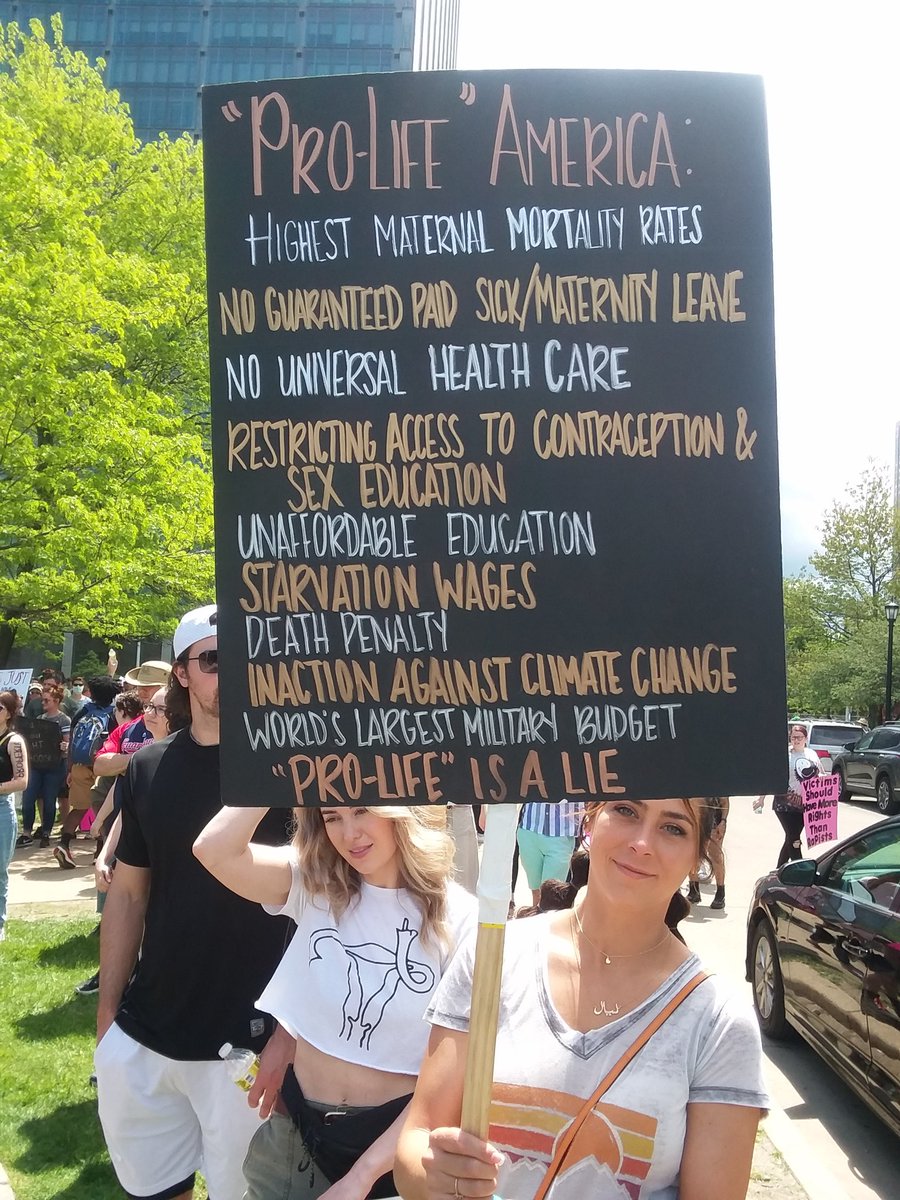 OmegaFatsAction's tweet photo. @LtGovHusted @RepDaveJoyce @senrobportman @GovMikeDeWine @MikeDeWine @SpeakerCupp 🆘️⚖⚠️⚖🆘️♀️⚕🙏🏻⚕♀️✊🏼✊🏾✊🏾 dear women hating @ohiogop #weWontGoBack #mybodymychoice #MyBodyMyRights #cle216 #freestamp no #WarOnWomen! https://t.co/kcyLKCTLs0