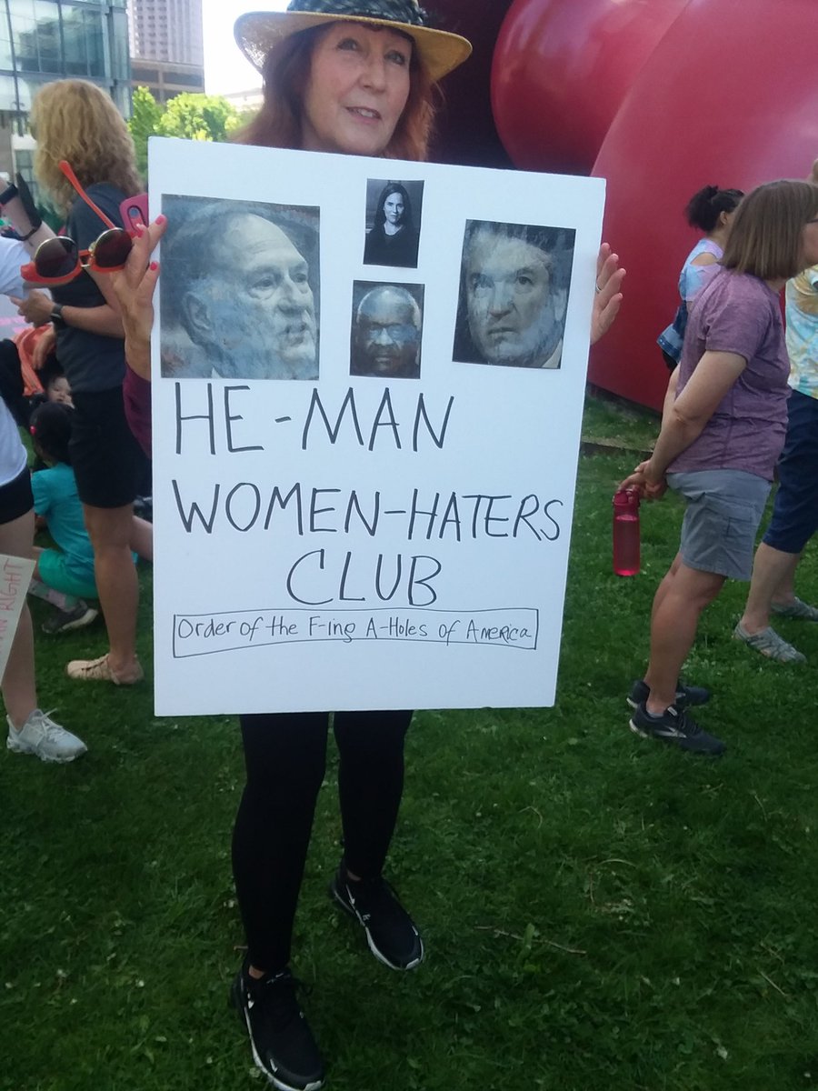 OmegaFatsAction's tweet photo. @LtGovHusted @RepDaveJoyce @senrobportman @GovMikeDeWine @MikeDeWine @SpeakerCupp 🆘️⚖⚠️⚖🆘️♀️⚕🙏🏻⚕♀️✊🏼✊🏾✊🏾 dear women hating @ohiogop #weWontGoBack #mybodymychoice #MyBodyMyRights #cle216 #freestamp no #WarOnWomen! https://t.co/kcyLKCTLs0
