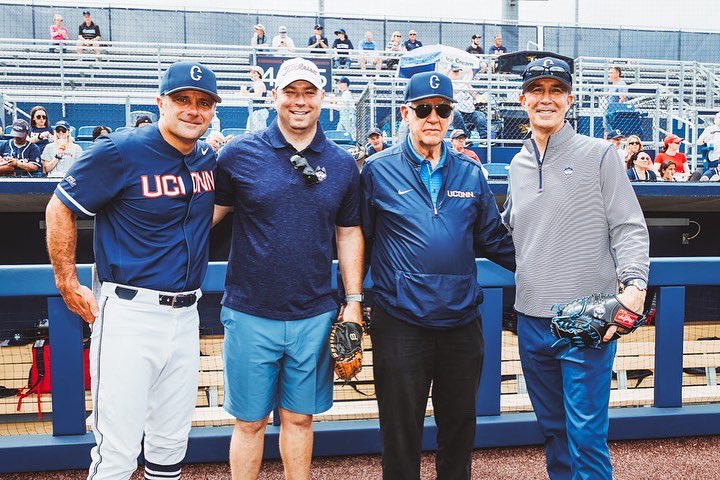 UConnHuskies's tweet photo. A historic day for the #HookC ⚾️🏟

Thank you to Doug Elliot and his family for their generous support of @UConnBSB! https://t.co/bSETMI3F3h