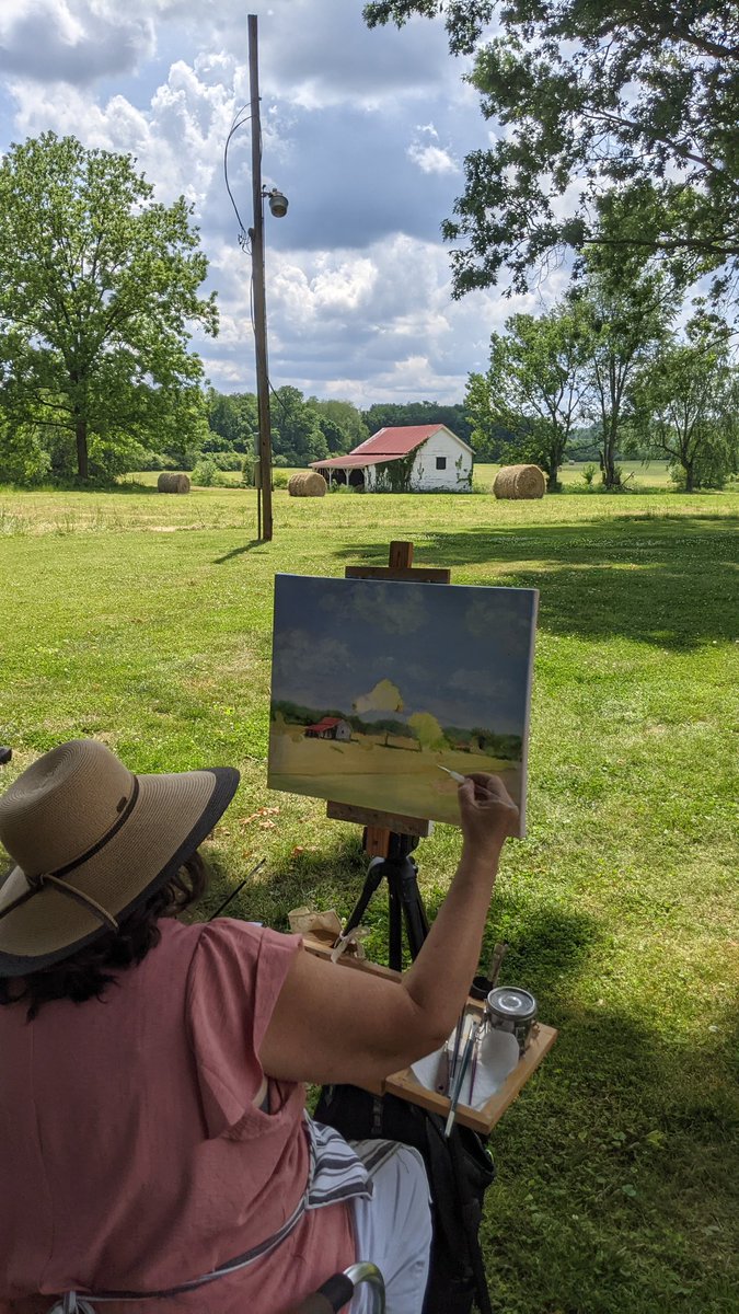 VisitTn's tweet image. See the finished work at 5pm at MP Record Art Gallery and vote on your favorite and then enjoy wine at our Sip and Stroll from 5-8pm &amp;amp; move from business to business #paintthetown #visitmountpleasanttennessee #mountpleasanttennessee #shopthemount #pleinair #madeintn