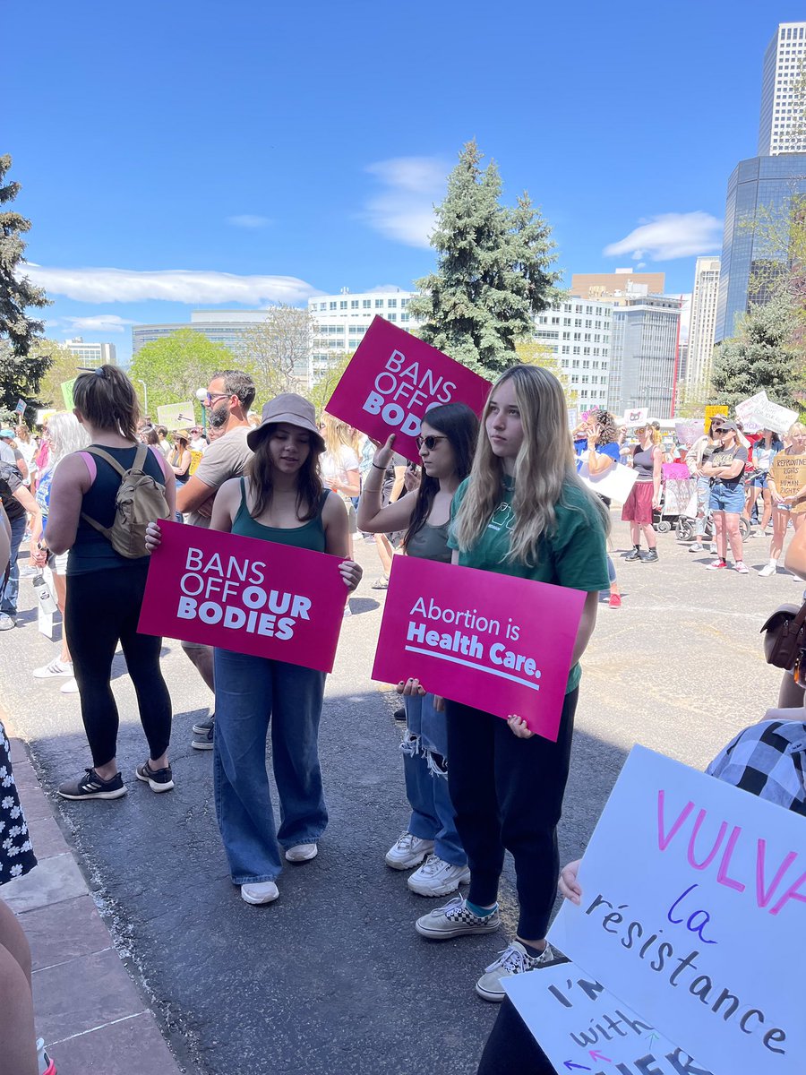 MezcalMama's tweet photo. Today in #Denver. #MarchForRoe #BansOffOurBody
I have used my damn “Keep Fundies Out of My Undies” sign TOO MANY TIMES 🤬 We will NOT allow a small, noisy contingent of wackadoodles to control us, our bodies, or our futures. We. Will. Prevail. #FightBack https://t.co/uLSbOPyq1U