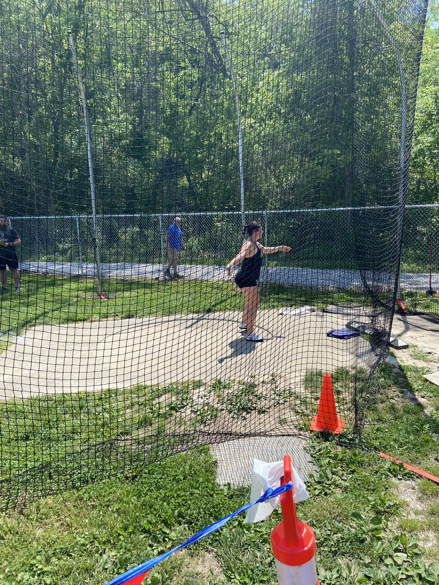 Congrats Kally Mack 
District Champ with a throw of 125!!!

Awesome job!!!

<a href="/LebanonTF/">Lebanon Track</a>