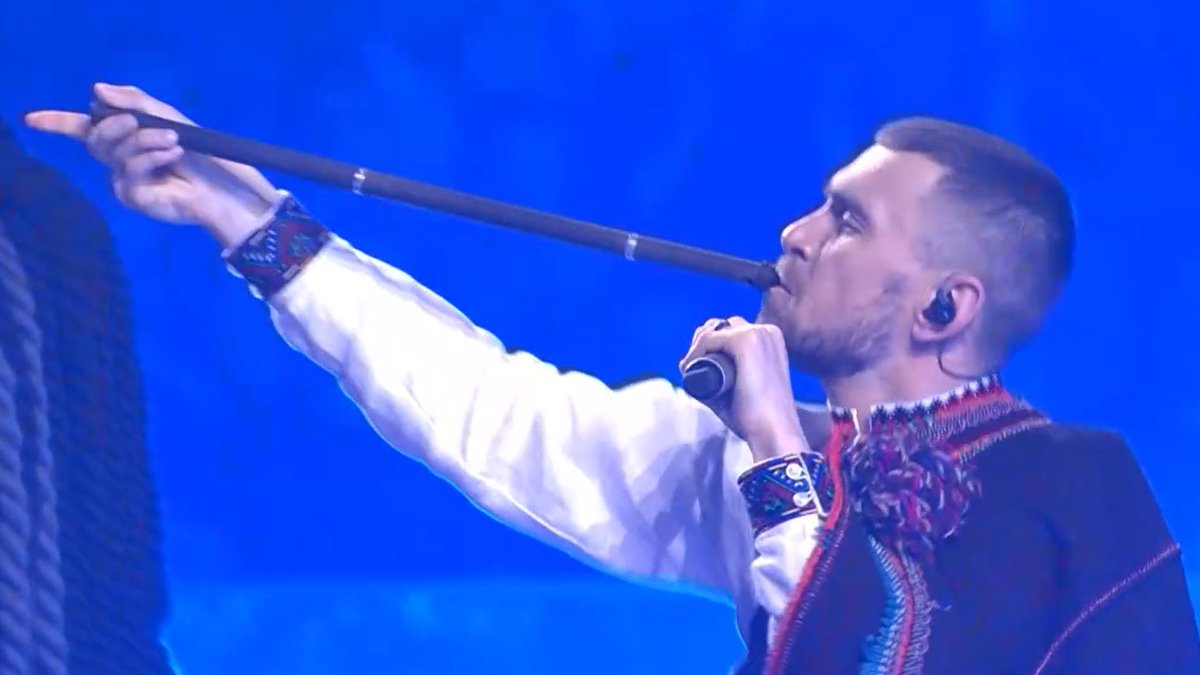 jorxnews's tweet photo. nadie:
absolutamente nadie:

los pibes tocando el himno de Andalucía el 28 de febrero con la flauta:

#Eurovision https://t.co/SZ8qVpvQf6