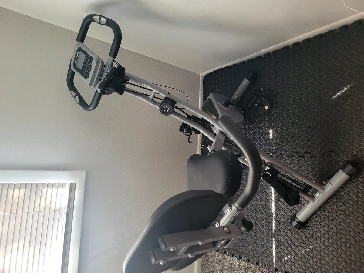 KalyoRae's tweet photo. Am I doing it right?

Form check ✅️👀 https://t.co/ztLCFnGfsL https://t.co/lNznpY0Y0V