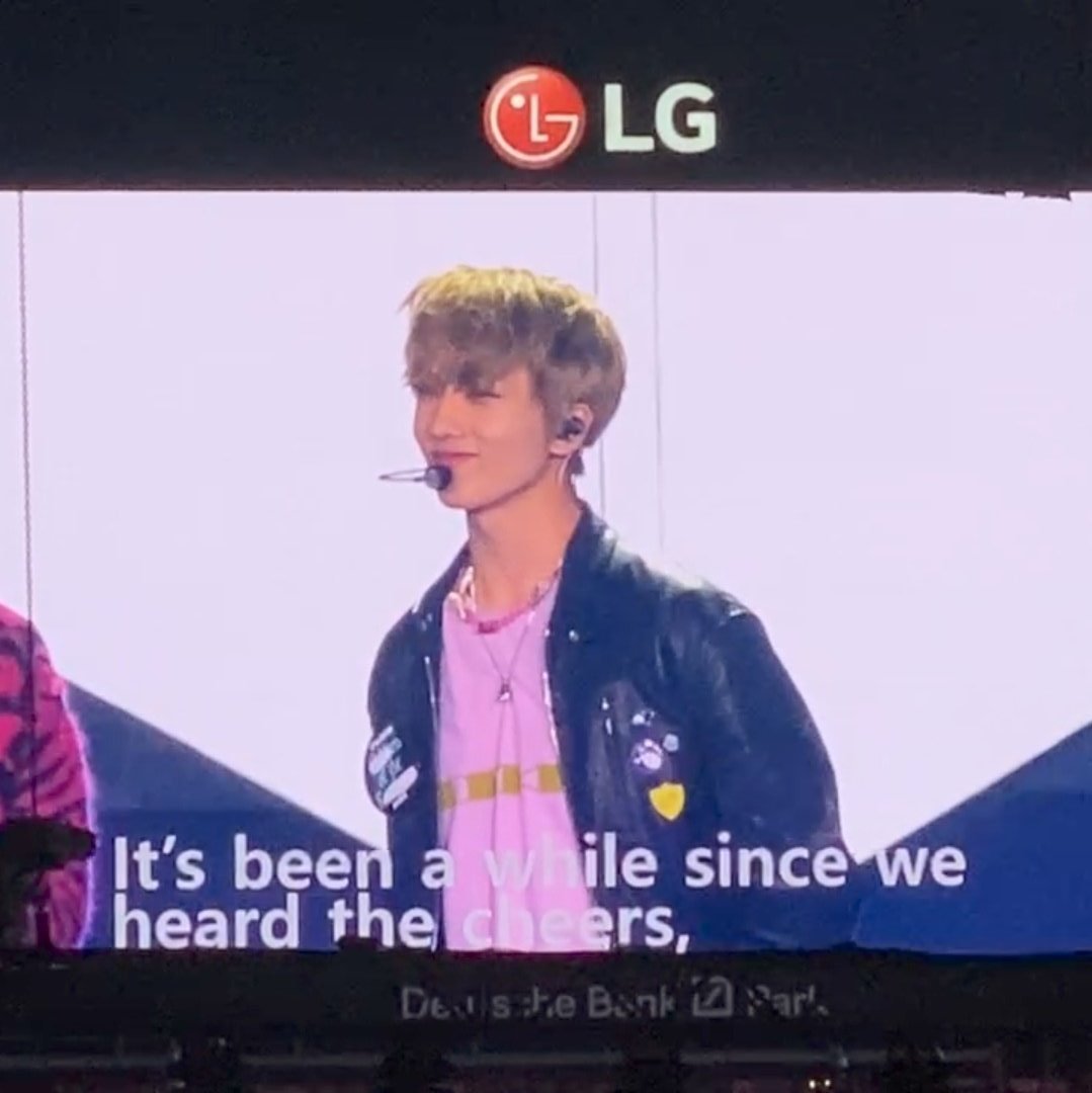 ดูเขามองแฟนคลัยสิ 🥺🥺🥺🥺