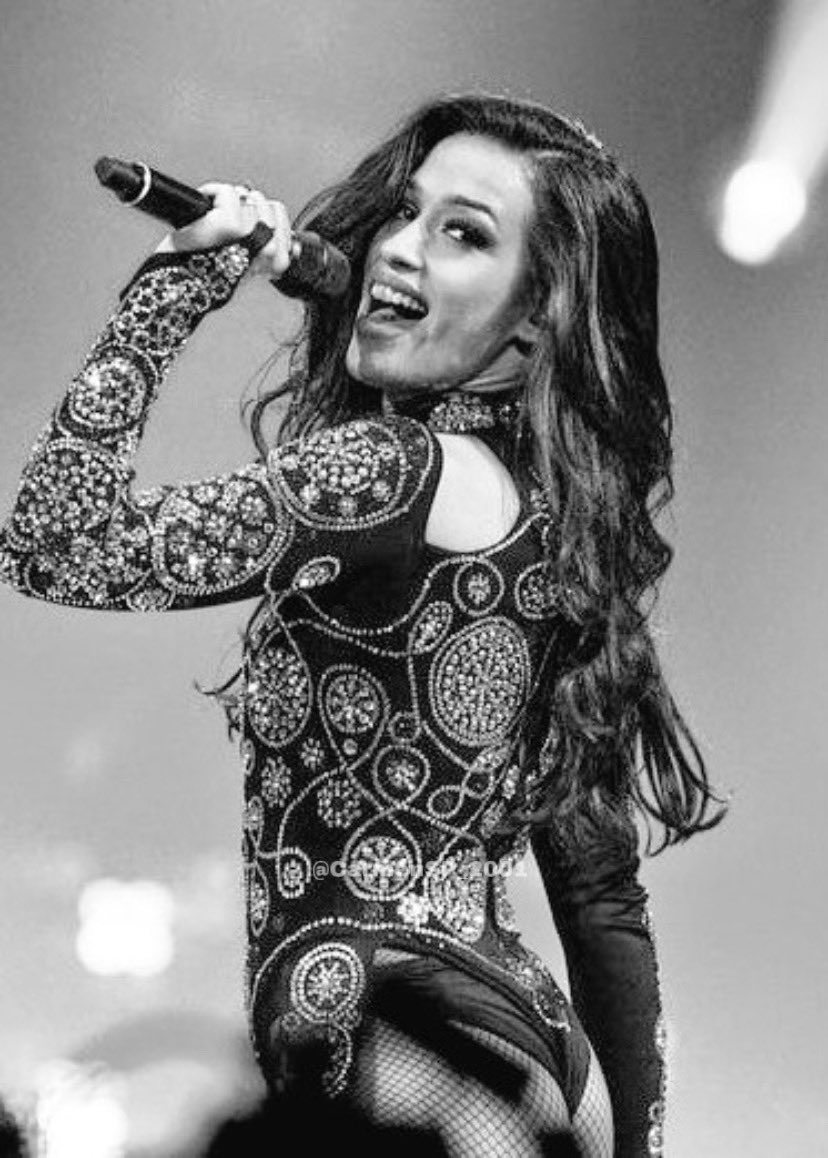 LA DIGNA VOZ ESPAÑOLA 👏🏻
#Eurovision 
#SloMo