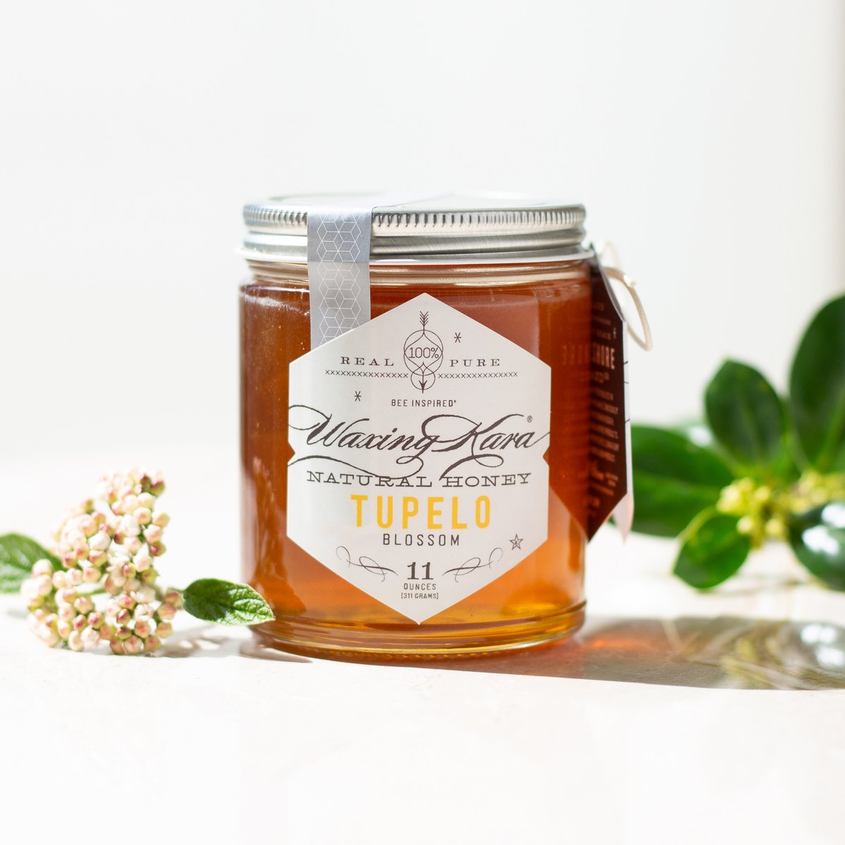 Tupelo Honey is here! We have a limited supply of this deliciously fruity, velvety Honey to share - get it while it's in stock.
.
.
shop.waxingkara.com/products/tupel…