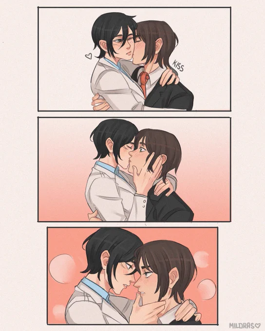 The long-awaited first kiss💞
.
.
#eremika #AttackOnTitan 