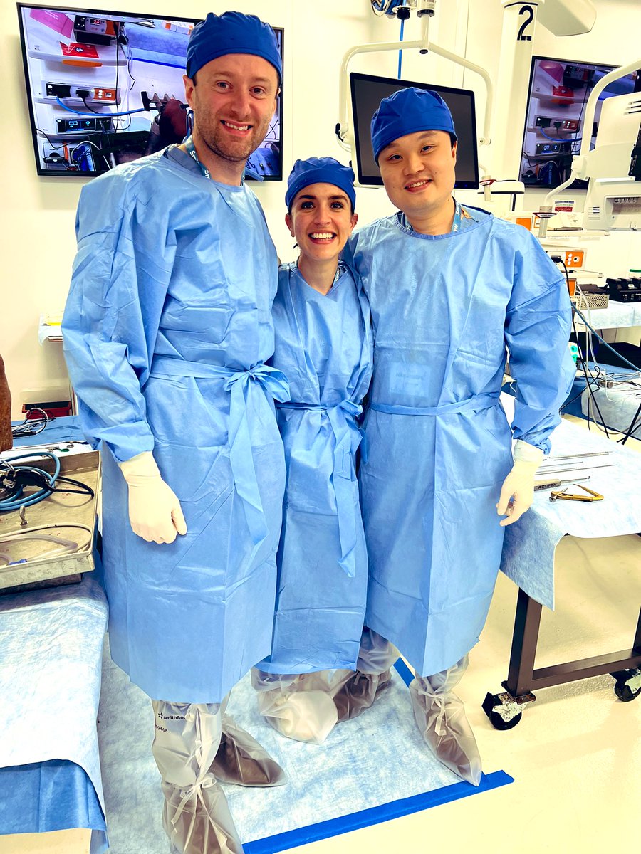 PamelaGarciaPul's tweet photo. @FowlerFellows #weekend in #pittsburgh in search of #knowledge #runspiration #collegiatecommunity and #adventure Thank you  @Hrsheysportsdoc @VolkerMusahl Dr. Anil Ranawat &amp; Dr. David Flanigan https://t.co/9WrxTOOKFW