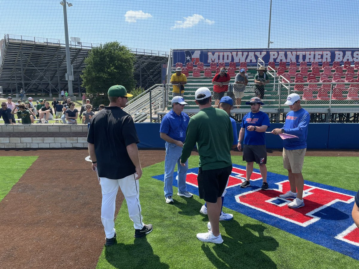 JackAllenTV's tweet photo. A weird scene here at Midway. 

@WildcatWhitney scored 5 in the bottom of the sixth and finished with a 5-4 win. The problem? Whitney’s final pitcher MAY have exceeded the pitch count limit on the final batter. 

Decision likely won’t come until Monday. #txhsbaseball https://t.co/MEAoWMLo4e