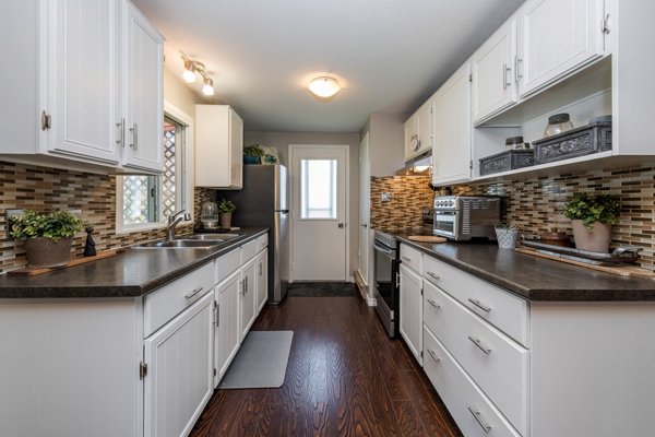 Laura Werrell On Twitter 38 Corner Brook Trail Located In The 