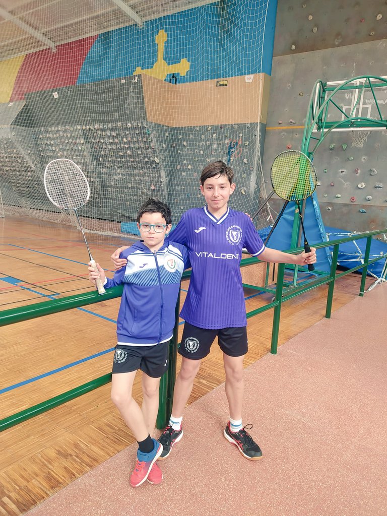 BadmValladolid's tweet photo. 🏆 | ¡ORO y ESPECTÁCULO!

Otro gran sábado de bádminton por tierras norteñas ✌️

#TTRPolaLavianaS11S17 💥

🥇 IM S11: Diego Muñoz
5⃣º IM S17: Samuel Muñoz

#TTRVitoriaS15S19 🔝

5⃣º IM S15: Iker Bartolomé
🥉 DM S15: Iker Bartolomé - Isaac Martín (CBLaguna)

#CORAZÓNPucelano💜 https://t.co/8jXFemQBsd