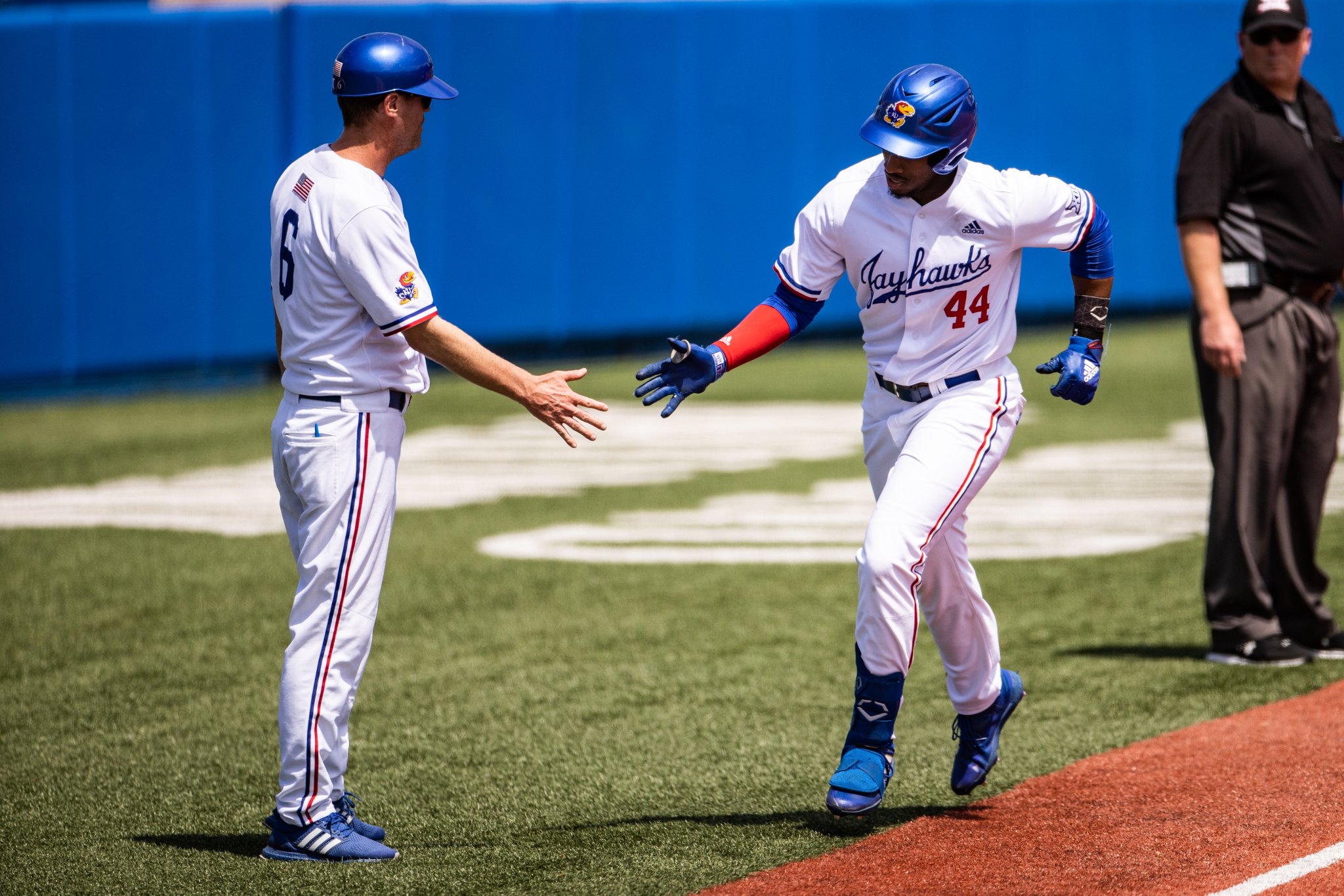 Kansas Baseball on Twitter "Tack on another RBI for C_Upshaw21. 📈