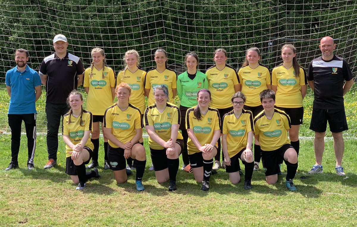 BodminYouthFC's tweet photo. AND THATโS IT!
After 8 seasons, our U18Gs bowed out of youth football this morning
Just 1 defeat the entire season to take the title ๐
Massive thanks to coaches, parents & supporters for making the journey to Plymouth every away game
Next stop, womens football!
๐๐ค https://t.co/U7nVpNl7vN