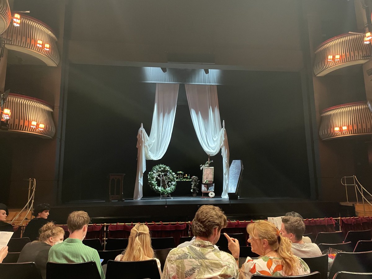 WildKatPR's tweet photo. Butterflies, zombies and beyond.. we loved Odysseys tonight ⁦@RCMLondon⁩ ⁦@teteateteopera⁩ 🦋👏🎵 https://t.co/CfAH2urlVW