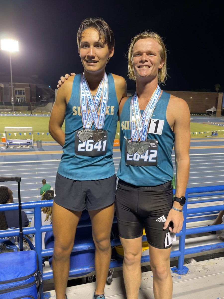 AOP3602's tweet photo. Successful 3A state Track meet, placed 2nd in the 1600m with a 4:14 and 5th in the 3200m with a 9:28. Thankful to be able to place in both along with @Colby_Robbins_ https://t.co/4RKhvqHKB6
