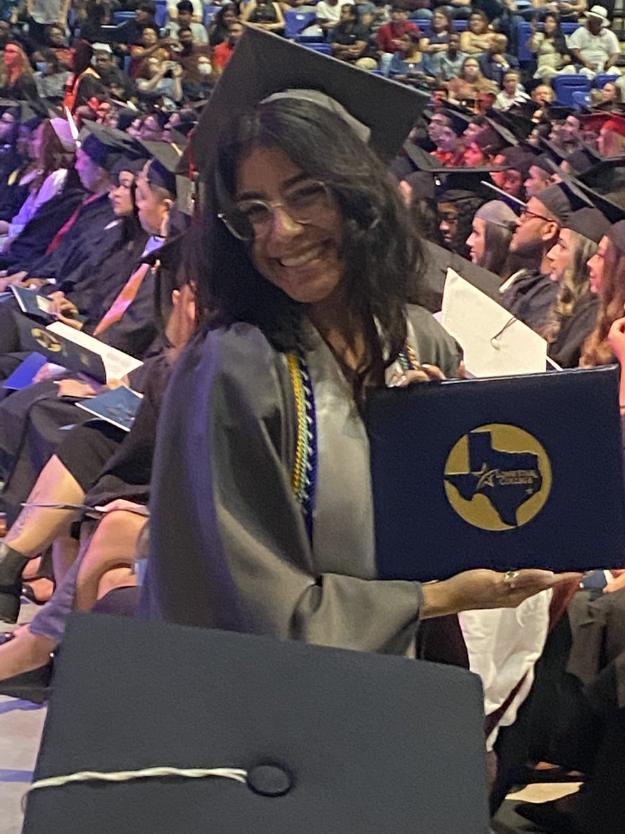 CFISDCyLakes's tweet photo. Congratulations to all 67 of our College Academy graduates! They received their Associates degrees today at the Lone Star College graduation ceremony. https://t.co/C6GmrCbw2I