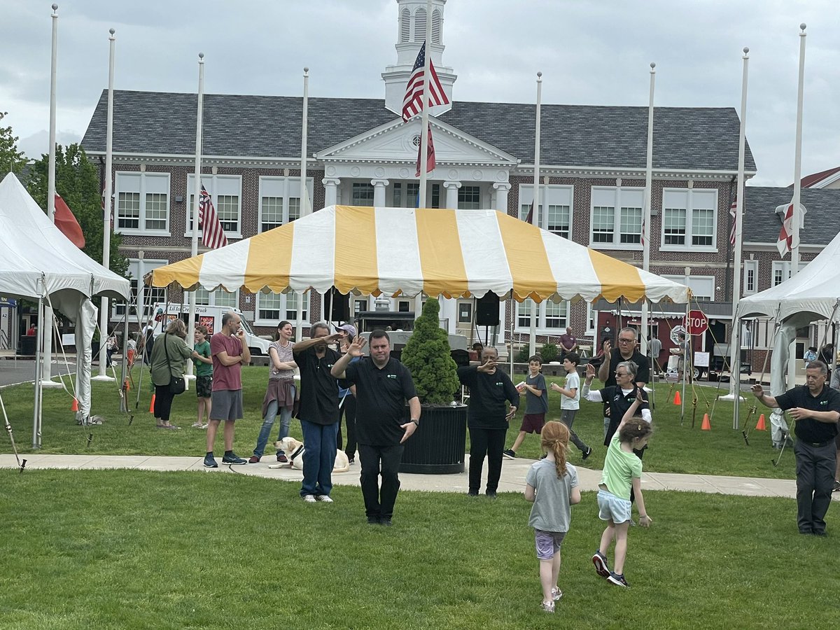 Fmaur_DSS's tweet photo. What a great day for Verona and Cedar Grove Public Schools at the Mental Wellness Festival. Families joined together to explore self care vendor tables while listening to an inspirational presentation by Scott Chesney. https://t.co/cJ0q5Z09bZ