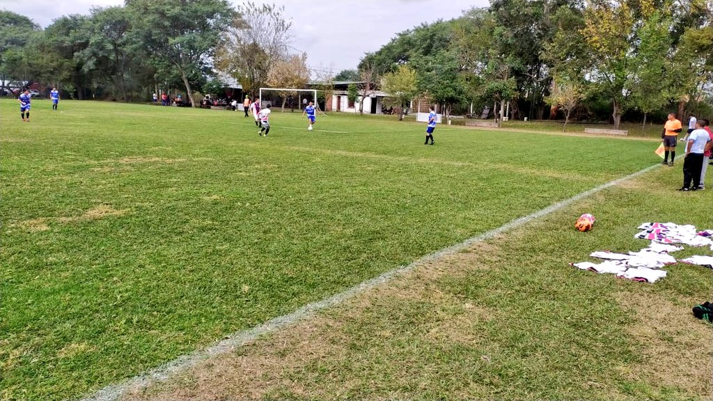 UNJuFC's tweet photo. Ajustado empate 1 a 1 de UNJu FC vs la Guardia Imperial con gol de @CVillafanie en el último minuto! Seguimos peleando el campeonato queda camino por andar 💪⚽ https://t.co/Fb7LSBud1b