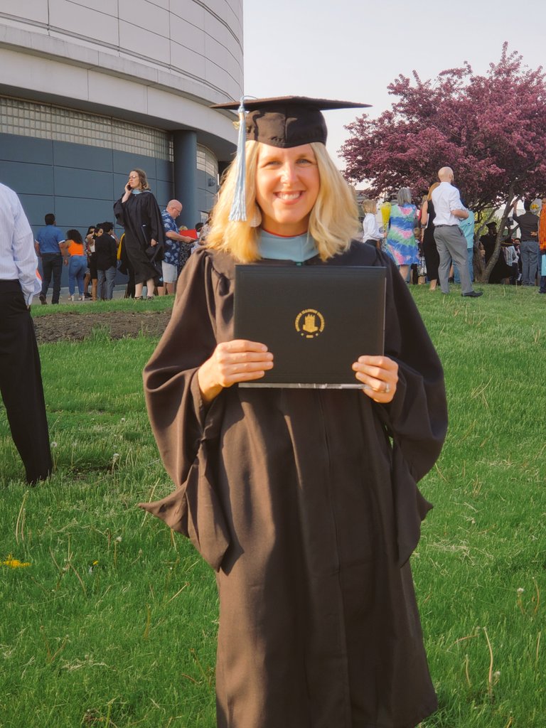 Graduated from Northern Illinois University with a Masters in Instructional Technology. Can't wait to see where this can take me.