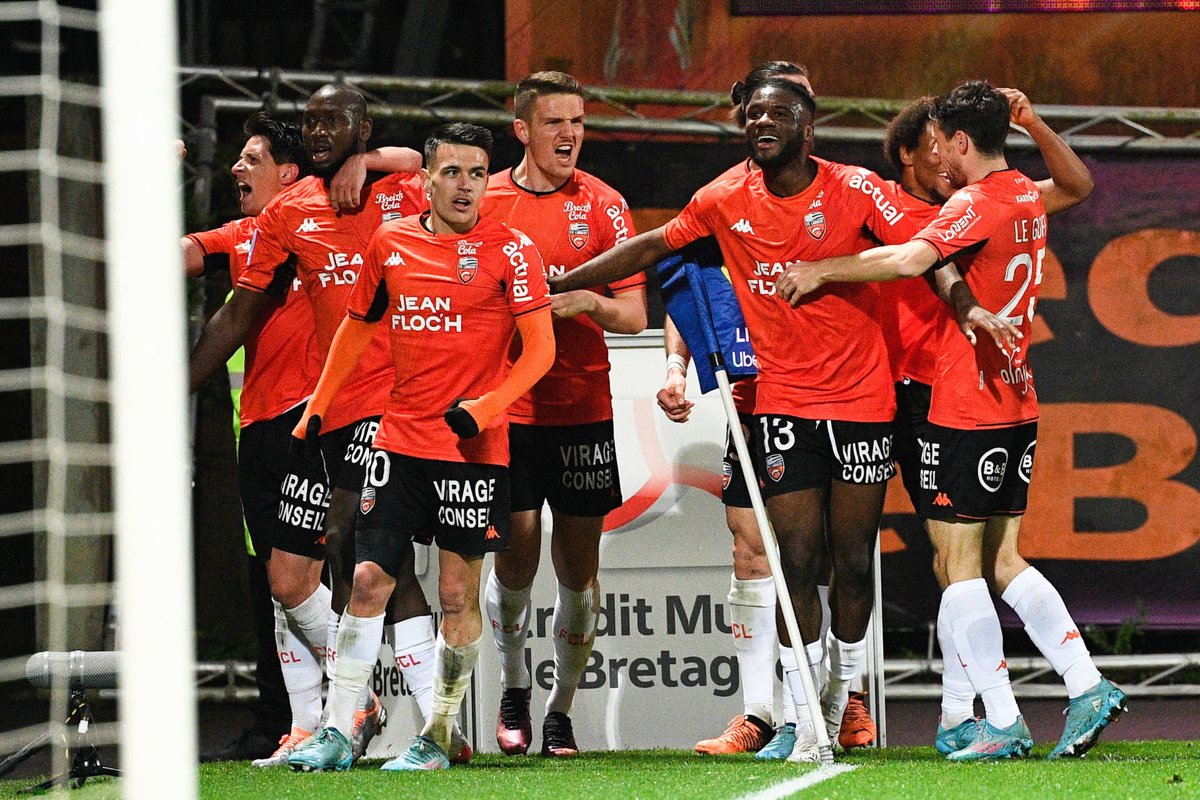 Actu Foot tweet media