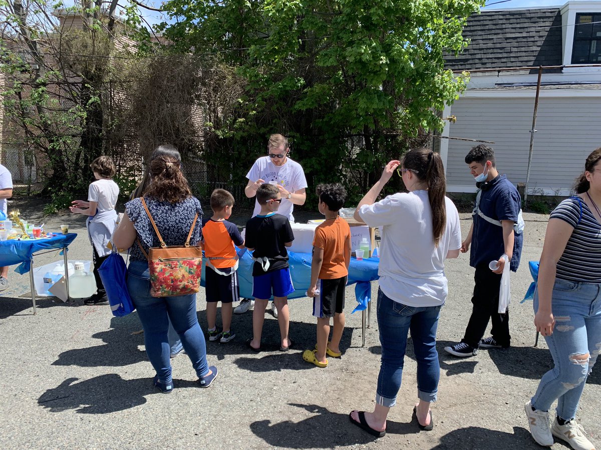 EBHS Science (@ebhs_science) on Twitter photo Thank you <a href="/BrownRudnickLLP/">Brown Rudnick</a> for supporting East Boston STEAM day <a href="/ebjets/">East Boston High</a> . The East Boston Community had a great day of learning and fun! We couldnāt have done it without you! Thank you <a href="/BrownRudnickLLP/">Brown Rudnick</a> for supporting East Boston STEAM day <a href="/ebjets/">East Boston High</a> . The East Boston Community had a great day of learning and fun! We couldnāt have done it without you!