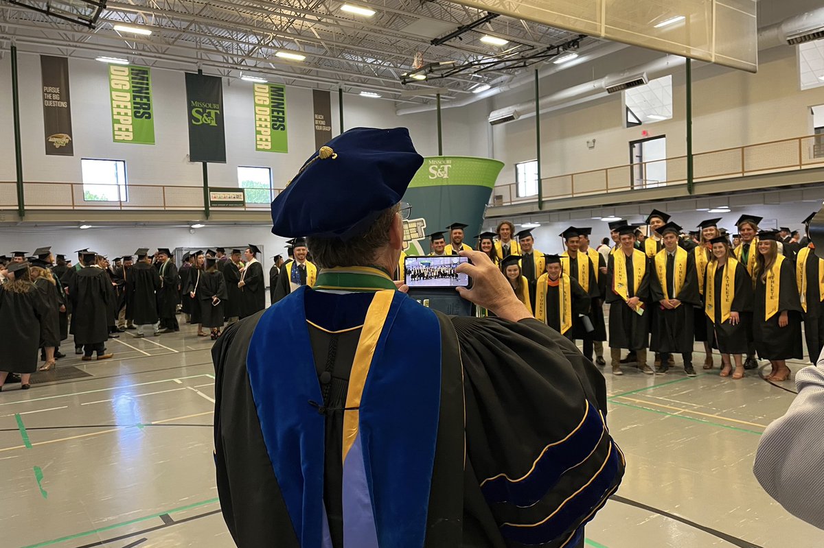 MissouriSandT's tweet photo. Congratulations, Miners! ⛏️ #MinerPride https://t.co/CTw6agNTlW