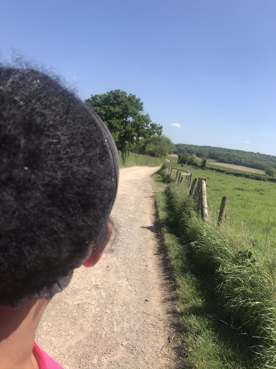 rachelmjohnson's tweet photo. Had a nice walk/run this afternoon, out in the countryside. I really benefited from connecting with nature and getting some exercise 😎 #nature #outdoors #MHAW2022 https://t.co/erOdbCkSbR
