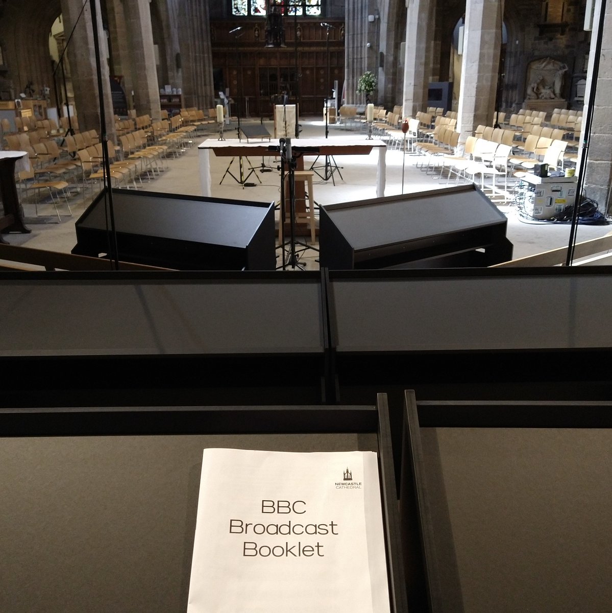 engcathedrals's tweet photo. Choir rehearsals and @BBCRadio4 setting up at @nclcathedral ready for live broadcast ahead of the National #CathedralsConference
More here > https://t.co/JPc78JUYK6
#NCC2022 #DifferentCountry #DifferentChurch @NCCMay2022 https://t.co/yB3EvlHPhE