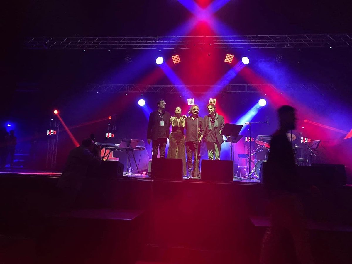 iicalgeri's tweet photo. 🎷Un concerto emozionante, ricco di poesia e d’amore.
🎷 Un concert émouvant, riche de poesie et amour.
حفل استثنائي, مليىء بالشعر و الحب
#DimaJazz #italyinalgeria #ilariapilarpatassini #iicalgeri #festival🎷 https://t.co/xUzm3DYD6C