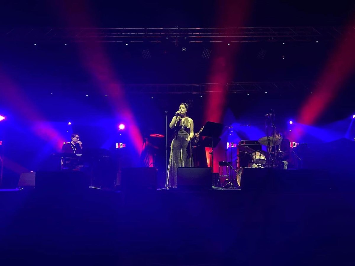 iicalgeri's tweet photo. 🎷Un concerto emozionante, ricco di poesia e d’amore.
🎷 Un concert émouvant, riche de poesie et amour.
حفل استثنائي, مليىء بالشعر و الحب
#DimaJazz #italyinalgeria #ilariapilarpatassini #iicalgeri #festival🎷 https://t.co/xUzm3DYD6C