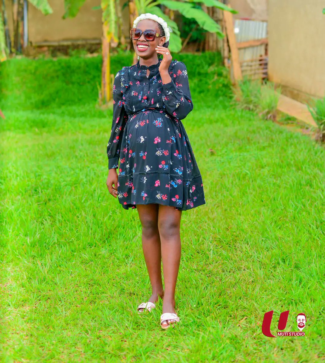 umutistudio's tweet photo. Warakoze #Bucura mwiza 😊🙌🏾 gutuma nitwa #Papa shaaa😍😍 ariko nanjye natumye witwa #Mama 😌 komeza ugubwe neza nuwo musore wacu Nyagasani Abandebere icyoroshye ndabakunda cyane 😍🙌🏾
#Bucuras

Photo: #UmutiStudio🏆 
#LaCasaDeLosRecuerdos📸🎥 https://t.co/QJqlgalzpd