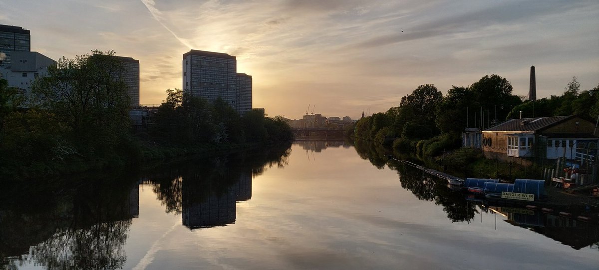 The Clyde, tranquil at Glasgow Green tonight