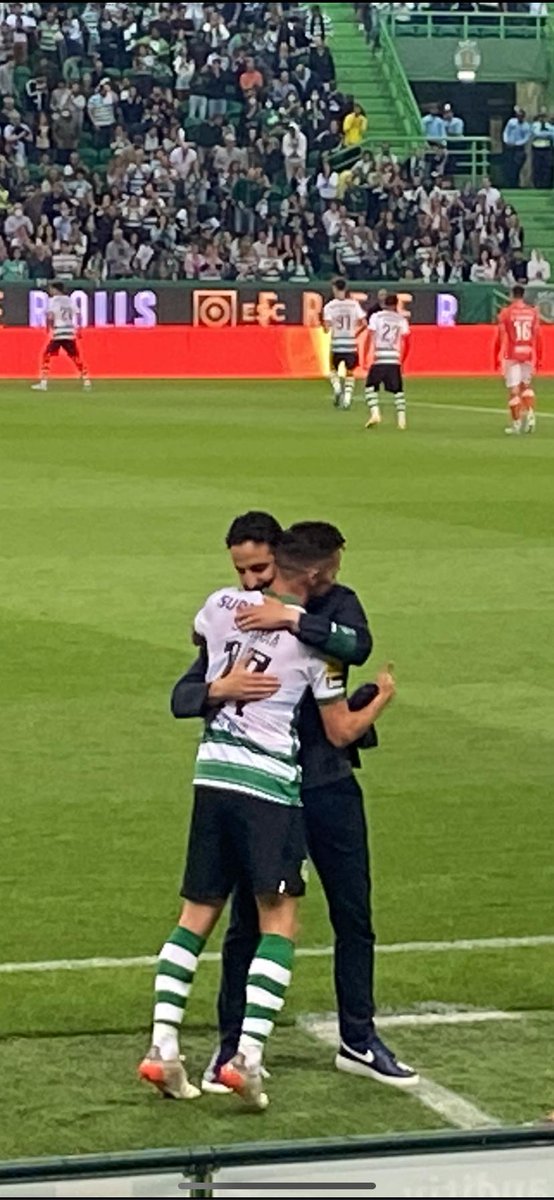 Aqueles abraços que fazem chorar 😢
<a href="/Pablosarabia92/">Pablo Sarabia Garcia</a>