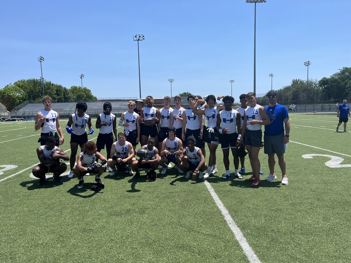HebronFootball's tweet photo. Congratulations to our 7 on 7 team qualifying for the state tournament today! #BTW https://t.co/ms9KKBswvy