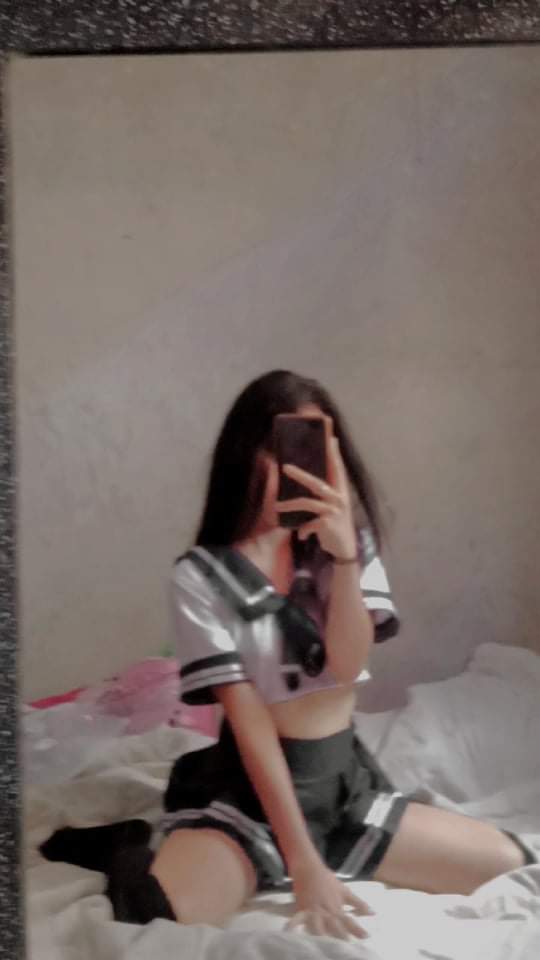 shn_yumi's tweet photo. Flexing a pieces of me🦋🙈 https://t.co/v5oINEiDSp