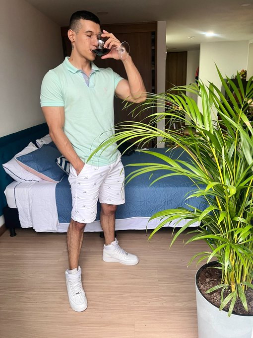 Medellin boy 🙏🏽😍 https://t.co/eyQDIeGBMF<a href="/tag/model"class="tags"><span>#model</span></a><a href="/tag/muscle"class="tags"><span>#muscle</span></a><a href="/tag/sexy"class="tags"><span>#sexy</span></a><a href="/tag/modelo"class="tags"><span>#modelo</span></a><a href="/tag/webcamer"class="tags"><span>#webcamer</span></a><a href="/tag/sugarbabytwitter"class="tags"><span>#sugarbabytwitter</span></a>
