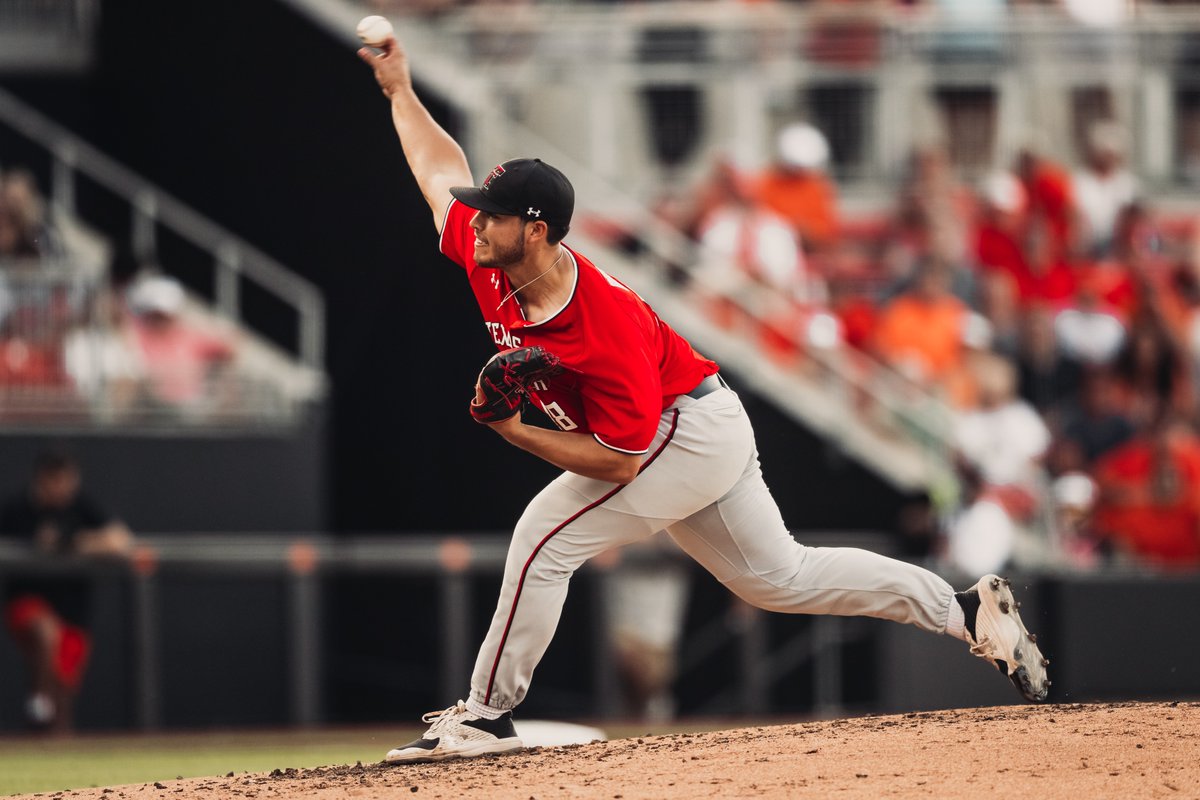 TTU_Baseball's tweet photo. The Birdsell standard
Final line: 7.0 IP, 3 H, 2 ER, 5 K, 2 BB https://t.co/A7NvnhCw0e