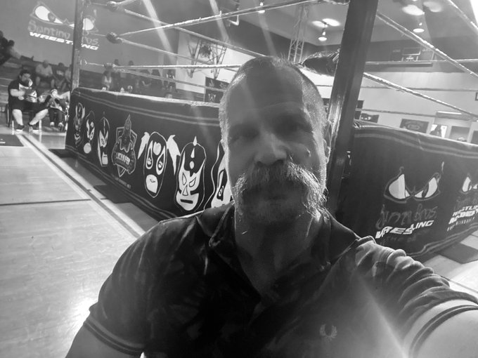 If you can&rsquo;t tell where I am tonight&hellip;. @SantinoBros https://t.co/rYe9zZjxLb<a class="tags" target="_blank" title="On Twitter" href="/?out=eyJ0eXAiOiJKV1QiLCJhbGciOiJIUzUxMiJ9.eyJpYXQiOjE3MTk4Mjc2NDYsImlzcyI6InR3cG9ybnN0YXJzLmNvbSIsIm5iZiI6MTcxOTgyNzY0NiwiZXhwIjoxNzUxMzYzNjQ2LCJyZWRpcmVjdF91cmwiOiJodHRwczovL3R3aXR0ZXIuY29tL1NhbnRpbm9Ccm9zIn0.oLR8gNywEWfhBpkvh2SQ-PiGN9hMrUaTweiuFf1mjqOFlbmI6fQhCswuFtvOmwmVorXzzkuEN6uA8T799GfRCg">@SantinoBros</a><a href="/tag/gayprowrestling"class="tags"><span>#gayprowrestling</span></a><a href="/tag/johnnycourageous"class="tags"><span>#johnnycourageous</span></a><a href="/tag/stlouishe"class="tags"><span>#stlouishe</span></a>