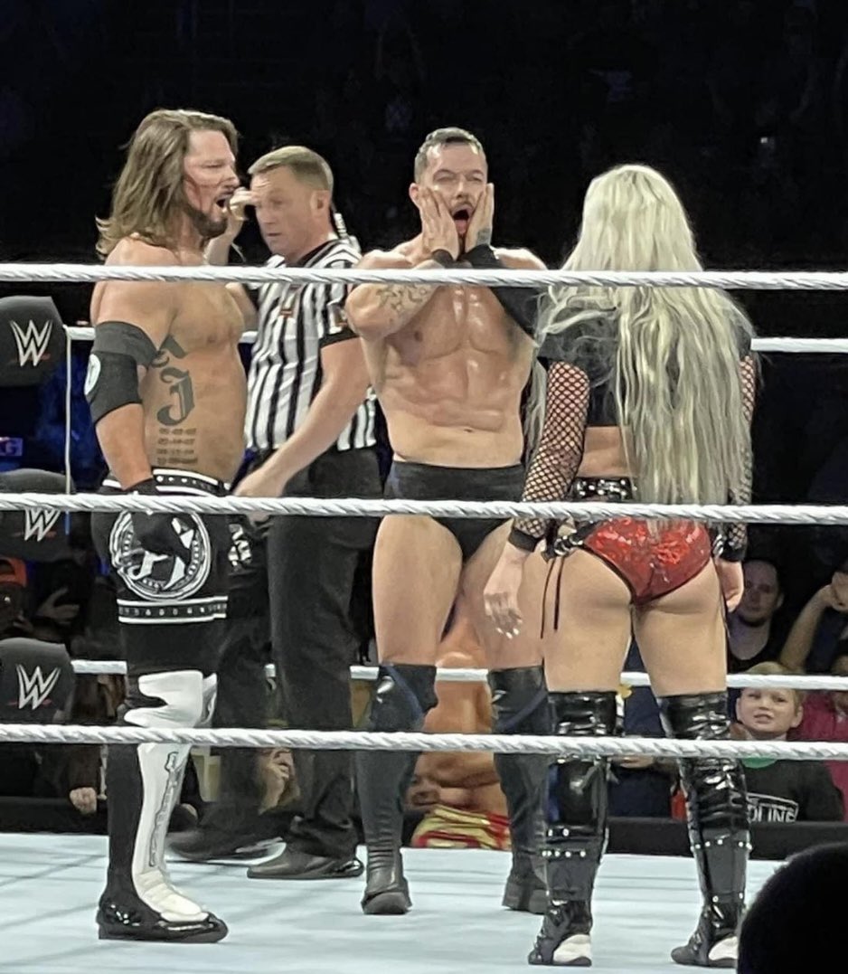 Roman Reigns Headlines WWE Live Event In Florence; South Carolina 1